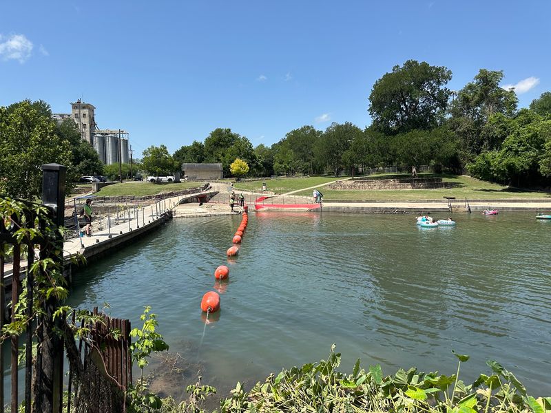 Follow New Braunfels' River Rules
