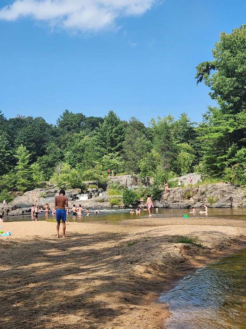 Big Falls County Park - Big Falls