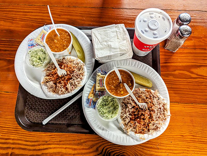 The Deluxe Plate Keeps It Simple