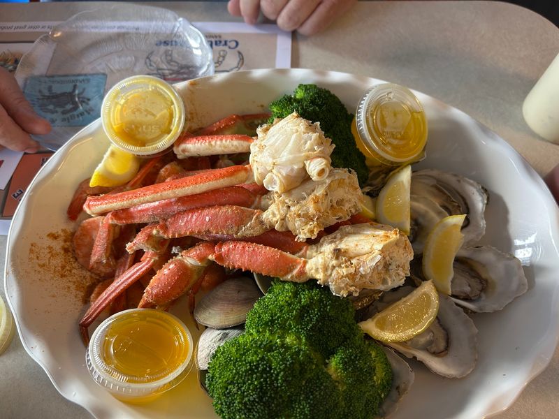 Margie & Ray's Crabhouse and Restaurant - Virginia Beach