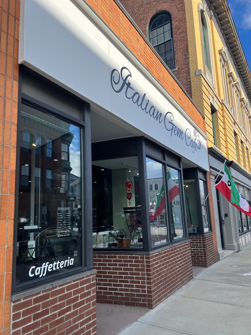 Pumpkin Brûlée Latte + Maple Peach Breakfast Sandwich at Italian Gem Cafe, Middleborough