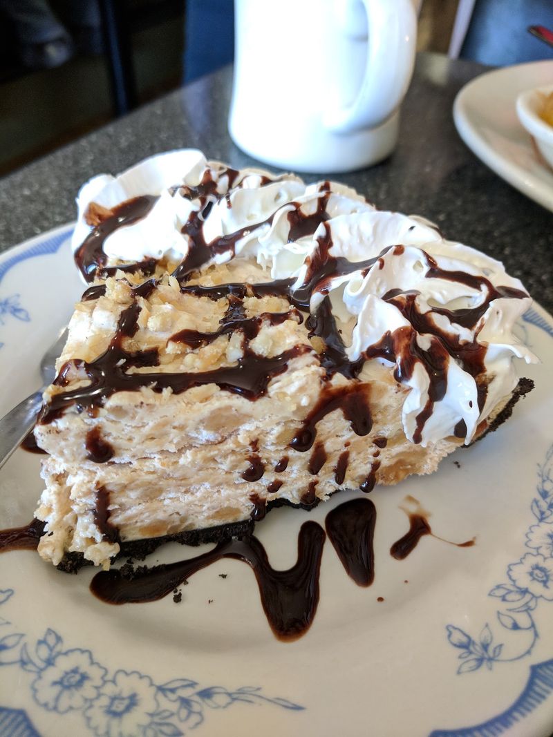 Sweet Tea, Pie, And Dessert Decisions Worth Taking Seriously