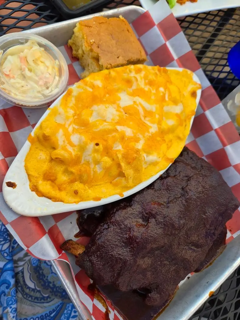Joey C's Boathouse BBQ and Tex-Mex in Stratford, Fairfield County, Connecticut