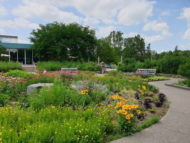 Seasonal Changes Reward Repeat Visits