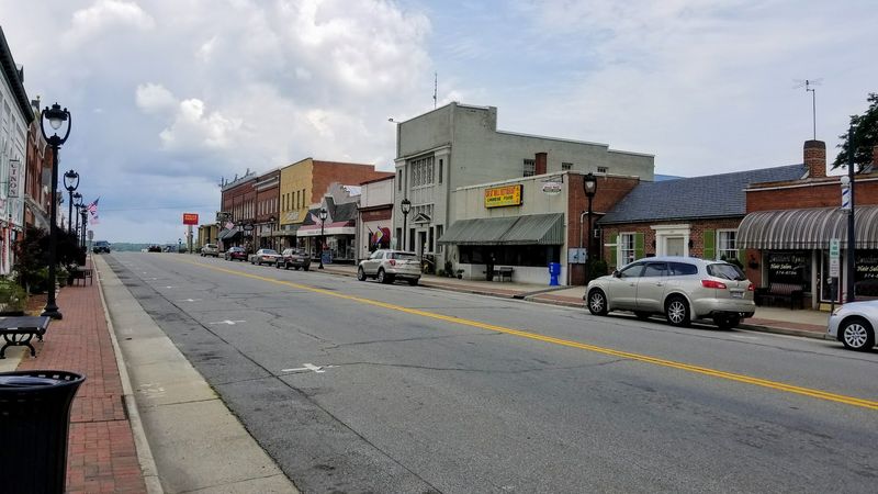 Clarksville - A Lakeside Town Made for Slowing Down