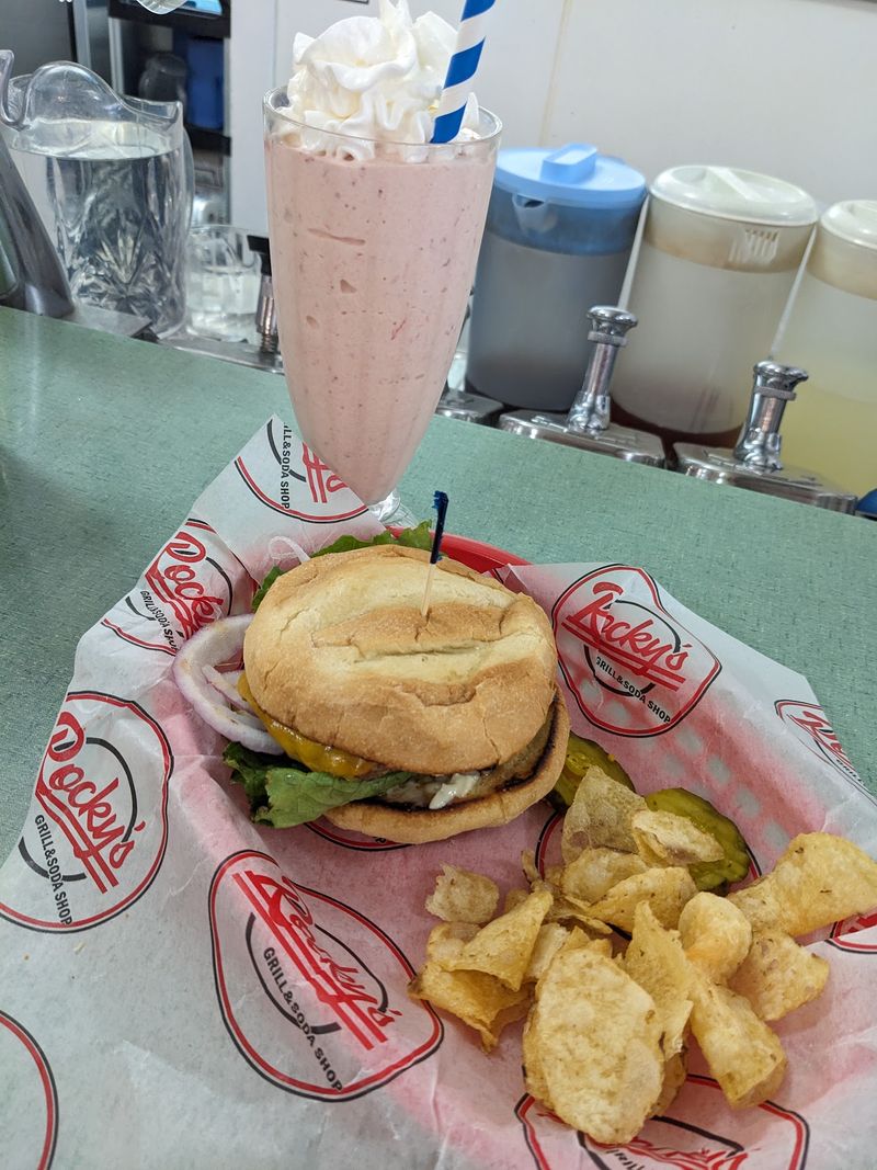 Go Big With the Giant 20-Ounce Shake