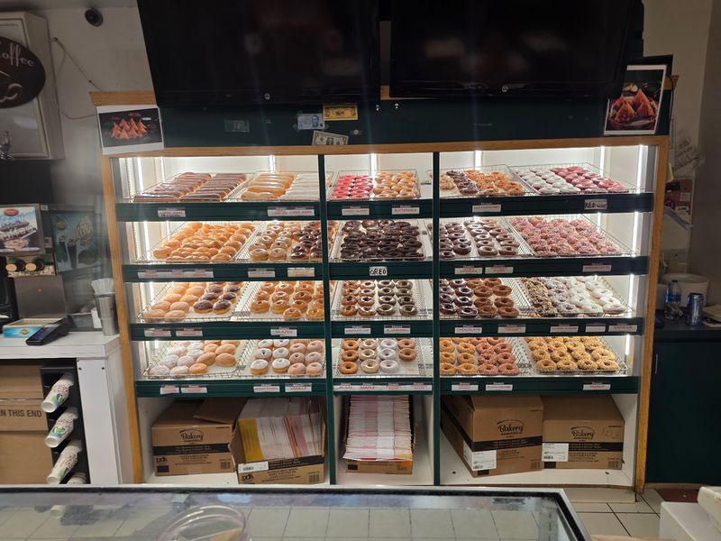 Donut Hut - Des Moines