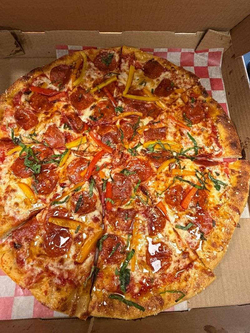 Bella Forno Pizzeria - Detroit