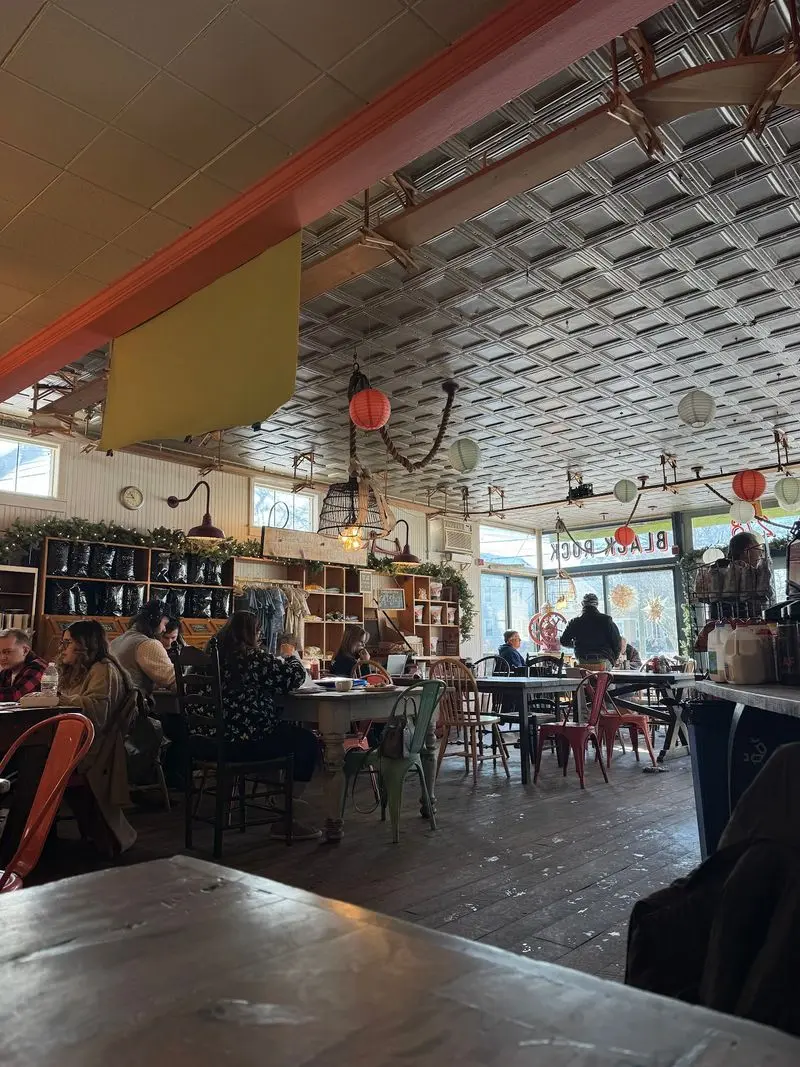 A Neighborhood Gathering Place, Not Just a Breakfast Counter