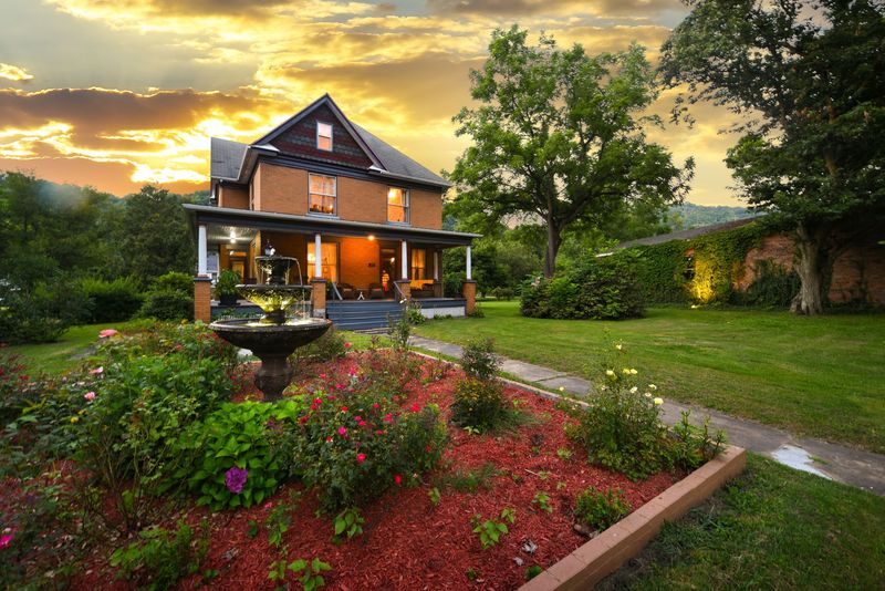 Buffalo Bill's House, Perryopolis: The Silence of the Lambs