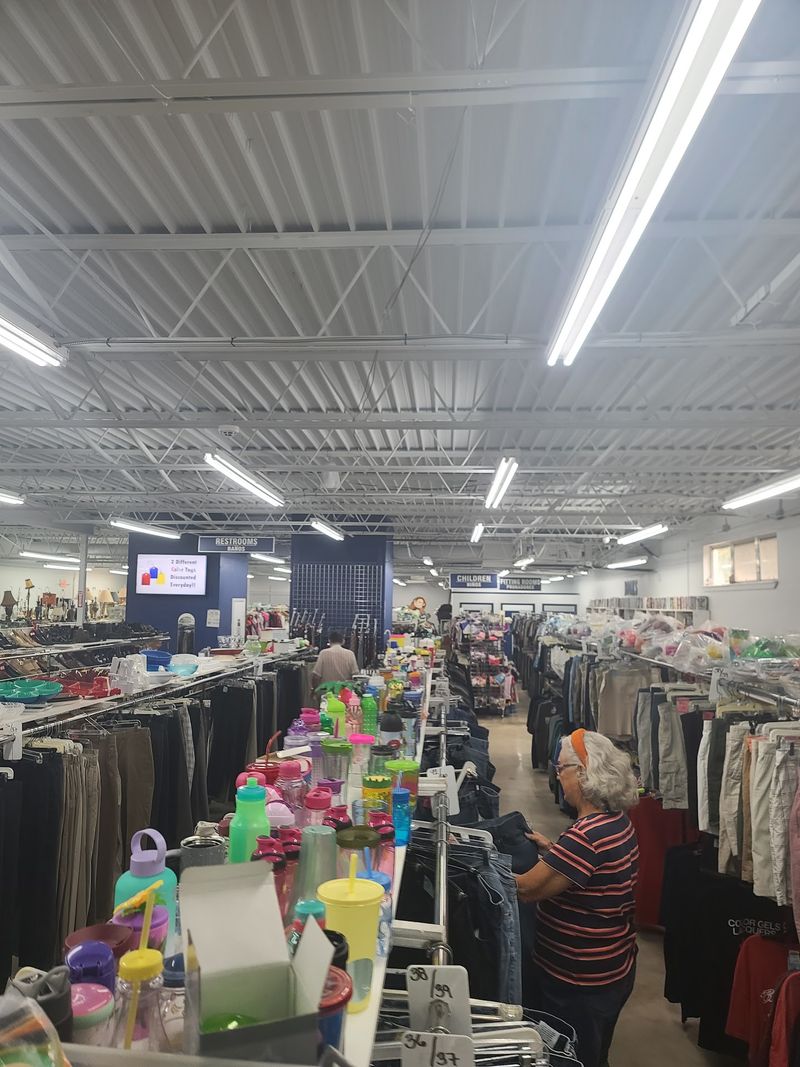 Last Chance Thrift Store - Palm Harbor