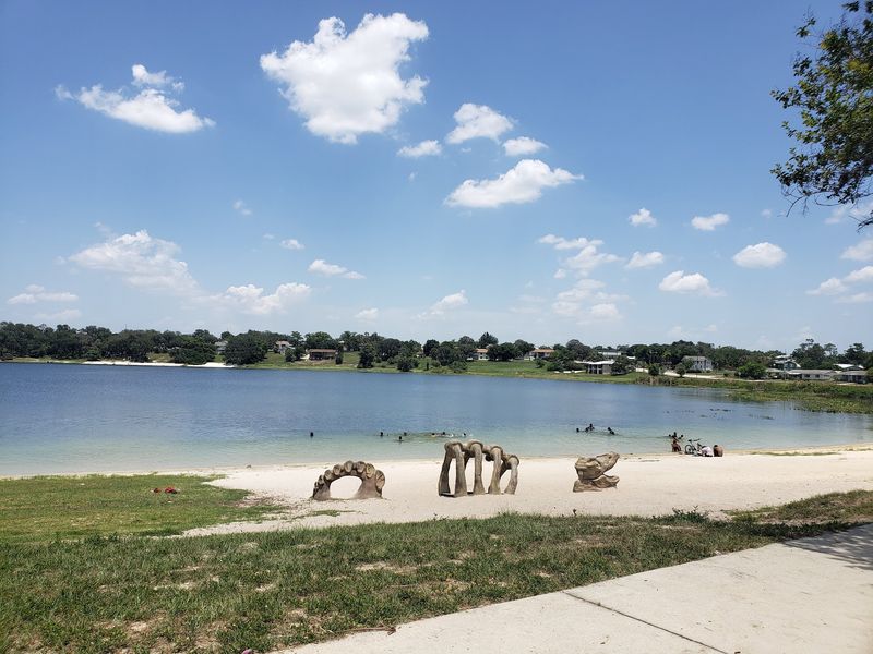 Inland Florida Offers Sunshine Without Beach Crowds
