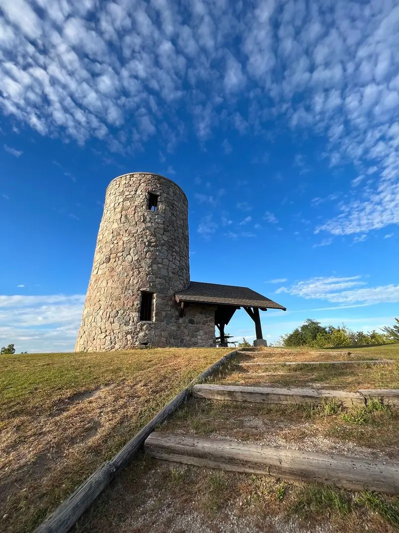 Pilot Knob Tower in Forest City, Hancock County,