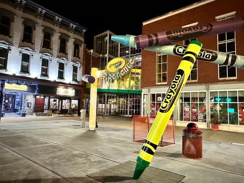 Leave a Giant Doodle at Scribble Square