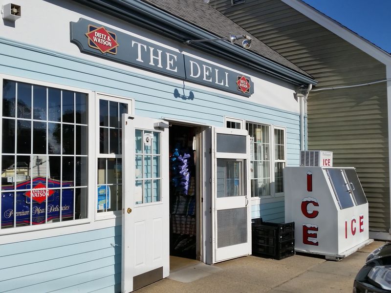 The Deli - Sandwich