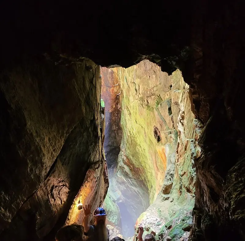 See The Massive Quartz Veins Miners Chased For Gold
