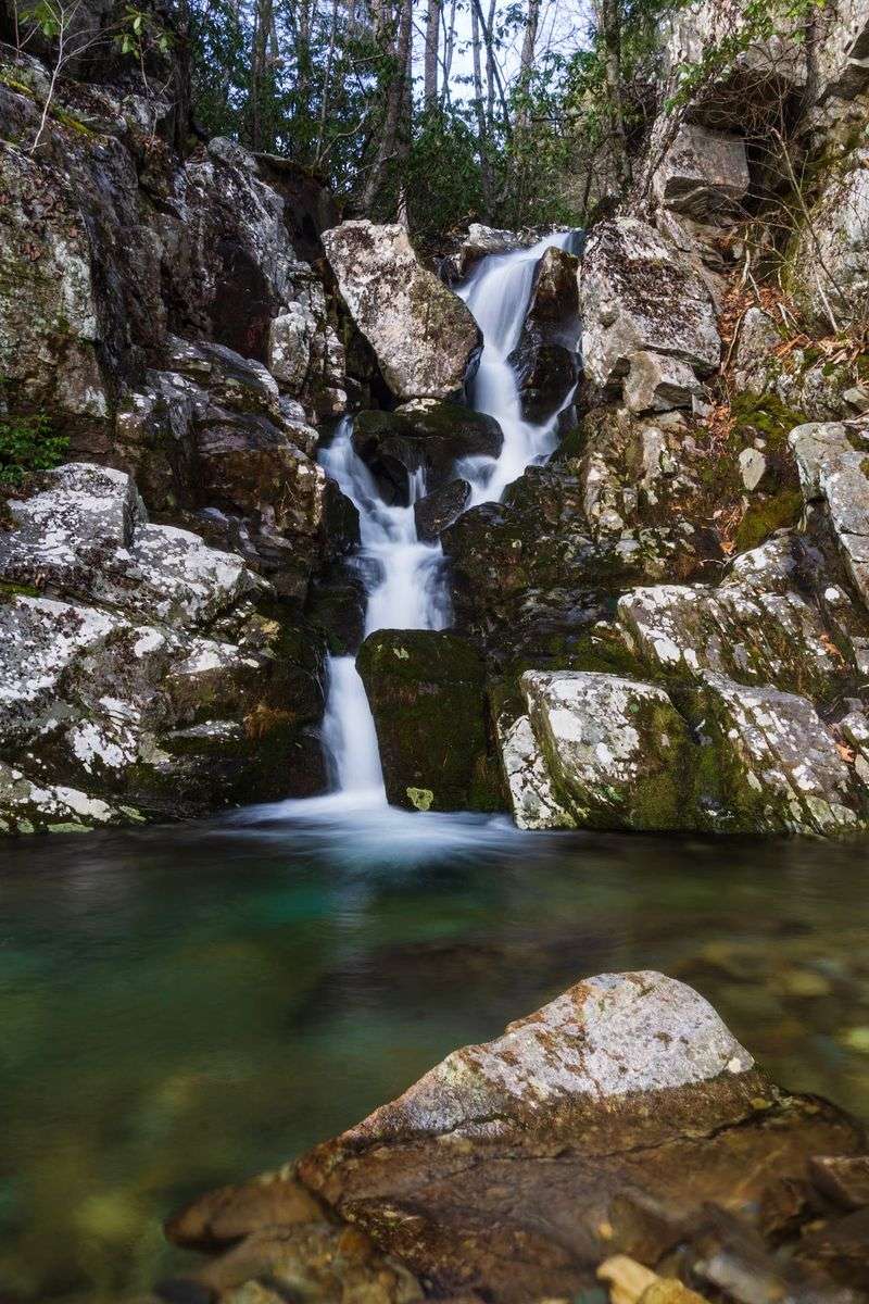 White Rock Falls - Near Montebello