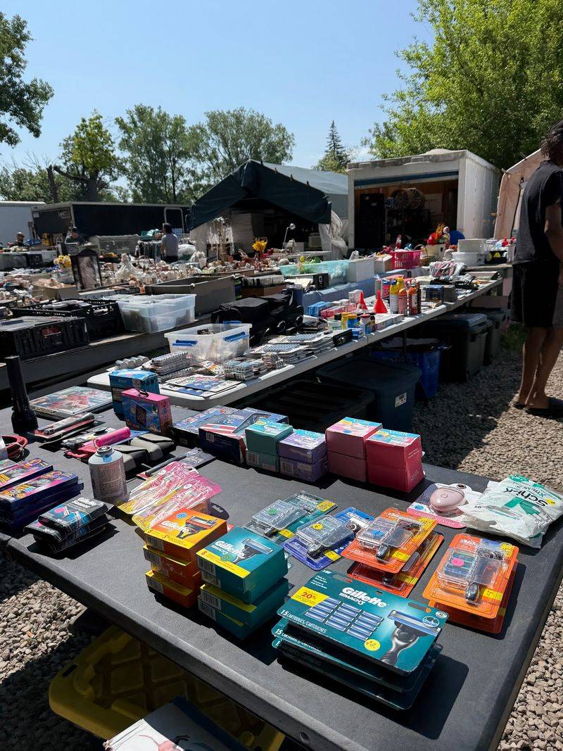 Greenlawn Grove Flea Market