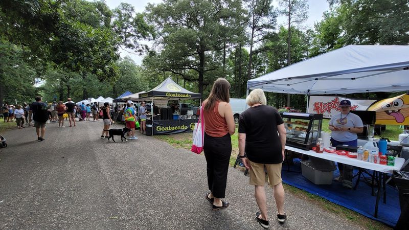 Smart Tips For Beating Crowds And Lines
