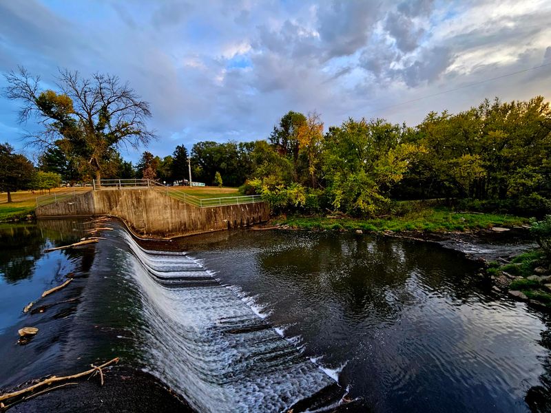 Backbone State Park Spillway Trail - Dundee