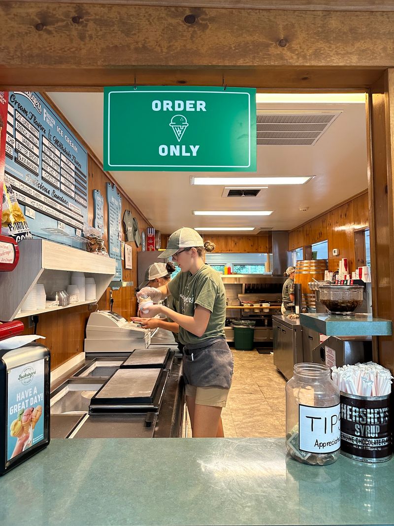 Expect a Seasonal Stop With Plenty of Local Nostalgia