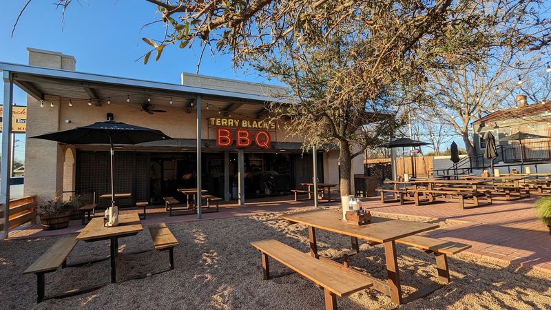 Lockhart - A Food-Focused Getaway That Doesn't Need a Fancy Itinerary