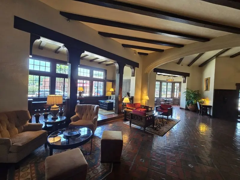Cozy Local Stops With Small-Town Ease