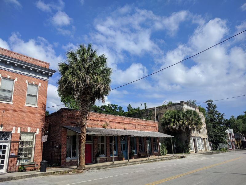 Make Time To Explore Historic Cholokka Boulevard