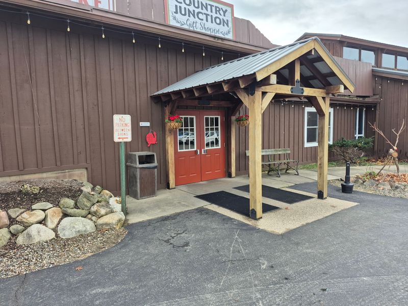 Gift Shops, Craft Shows, and Summer Events