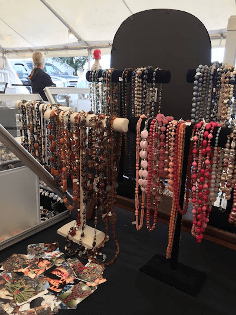 Handmade Finds With Real Human Touch