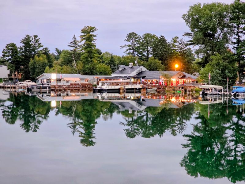 Clear Water Harbor Waterfront Restaurant & Bar - Waupaca