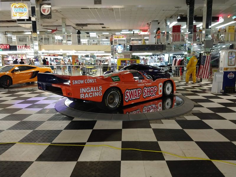 Indoor Shops Offer Shade and Air Conditioning