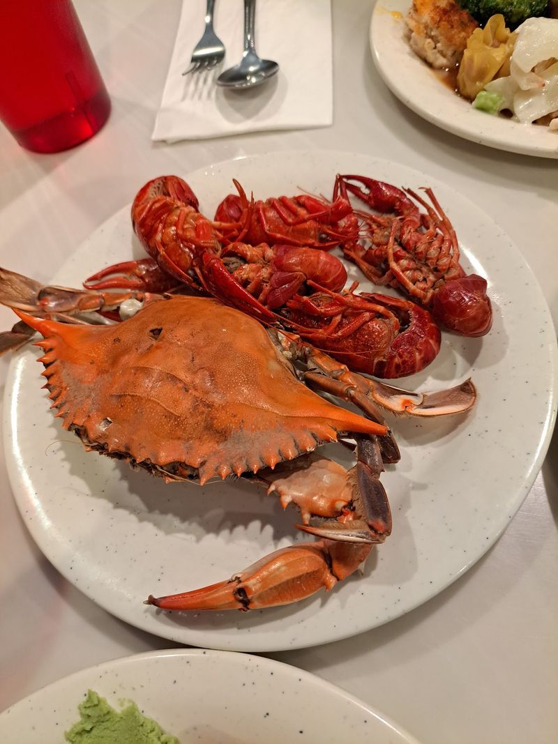 Blue Crab Brings Seafood Energy