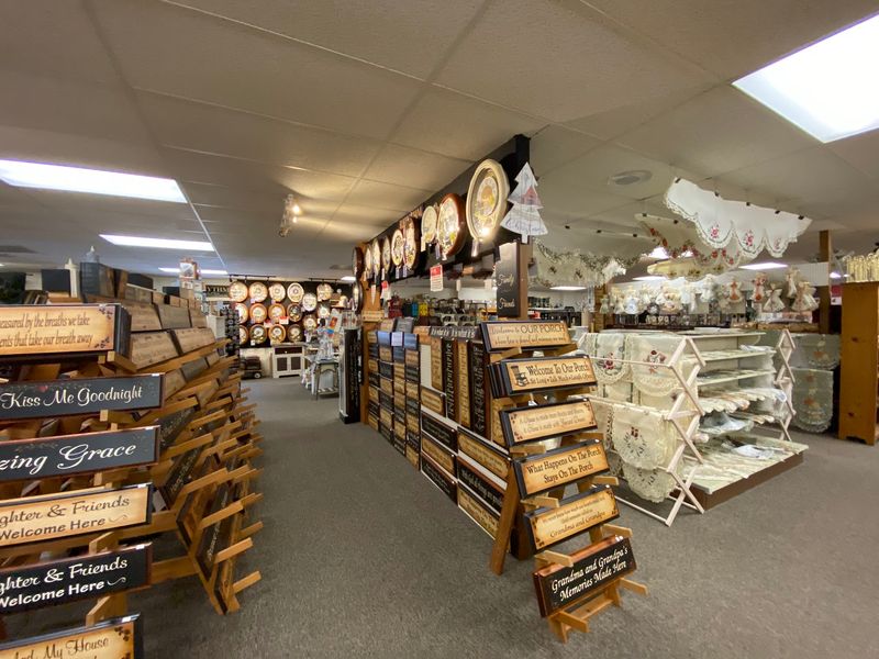 Handmade Gifts, Quilts, And Crafty Finds