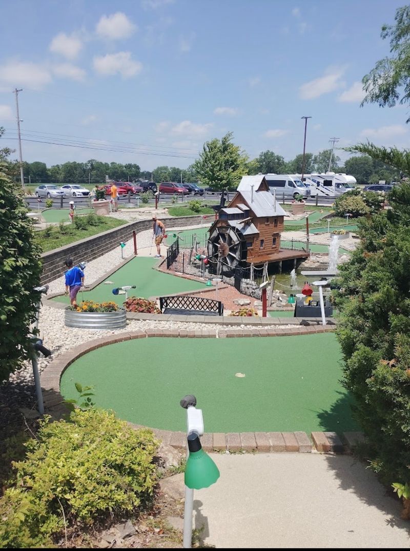 Two Mini-Golf Courses Make This More Than A Dessert Stop