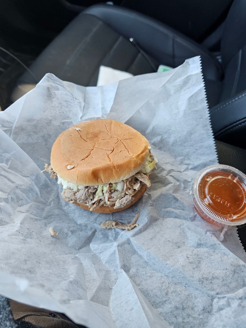 Plan Your Visit To B's Barbecue