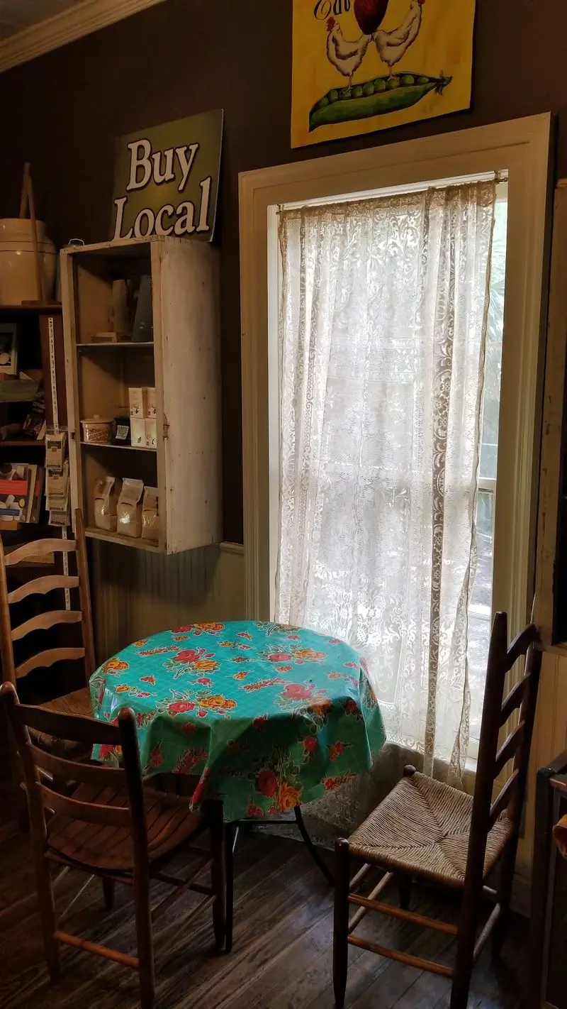 Step Inside an Old Florida Farmhouse