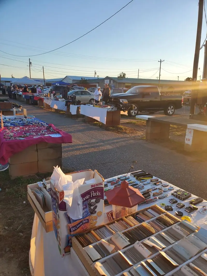 See Why The Market Has Become A Weekend Tradition
