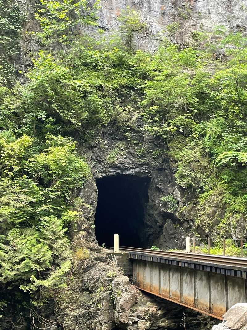 Natural Tunnel State Park