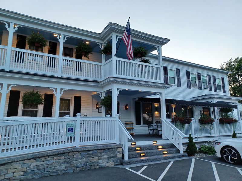 A Colonial Home With a Story