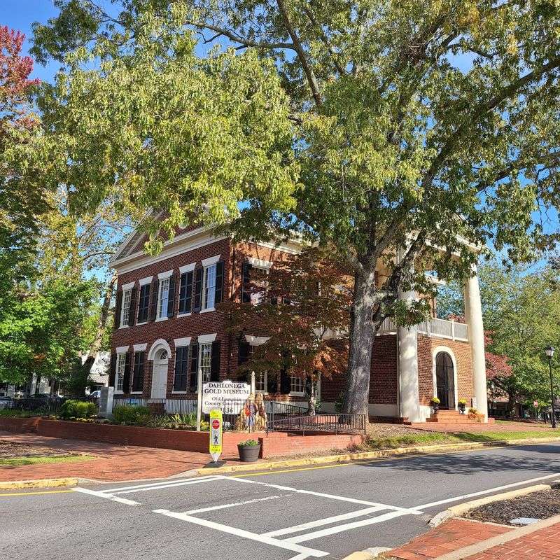 Dahlonega
