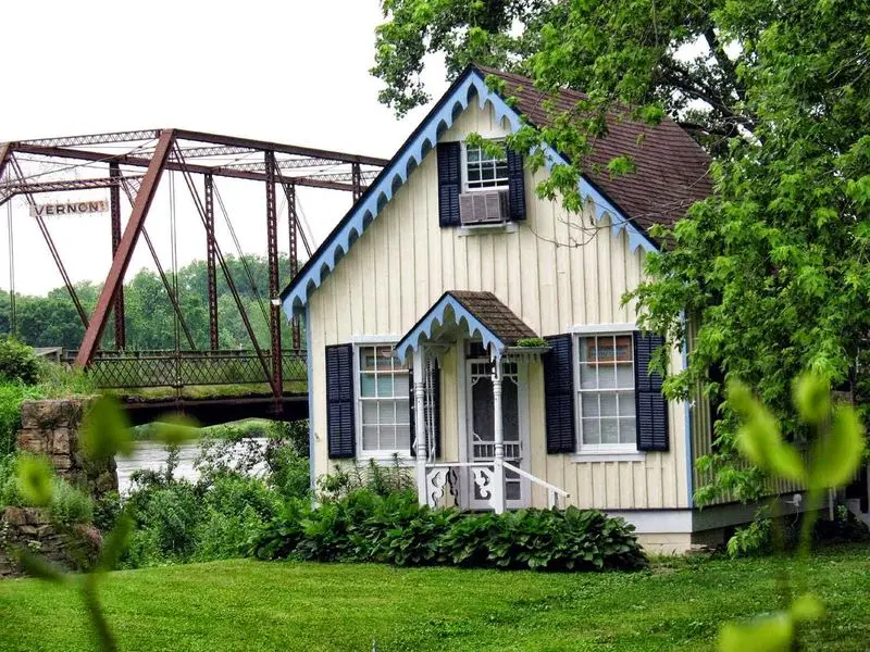 Villages of Van Buren County Road Trip - Bentonsport
