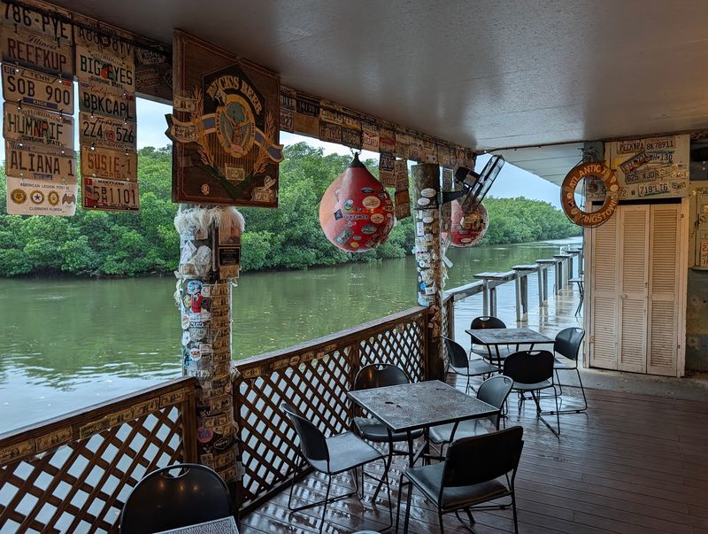 Alabama Jack's - Key Largo