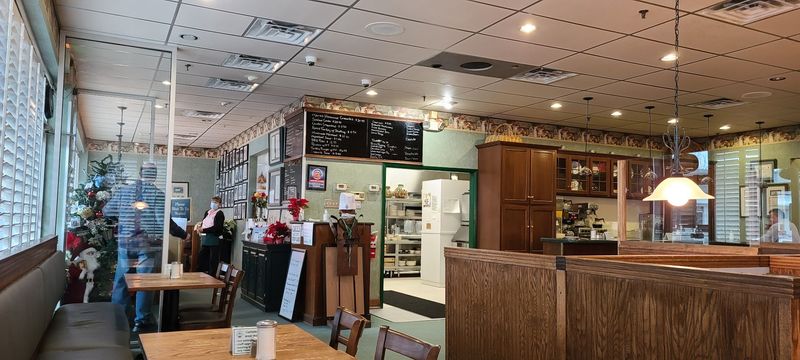 A Humble Diner With Surprising Famous Guests