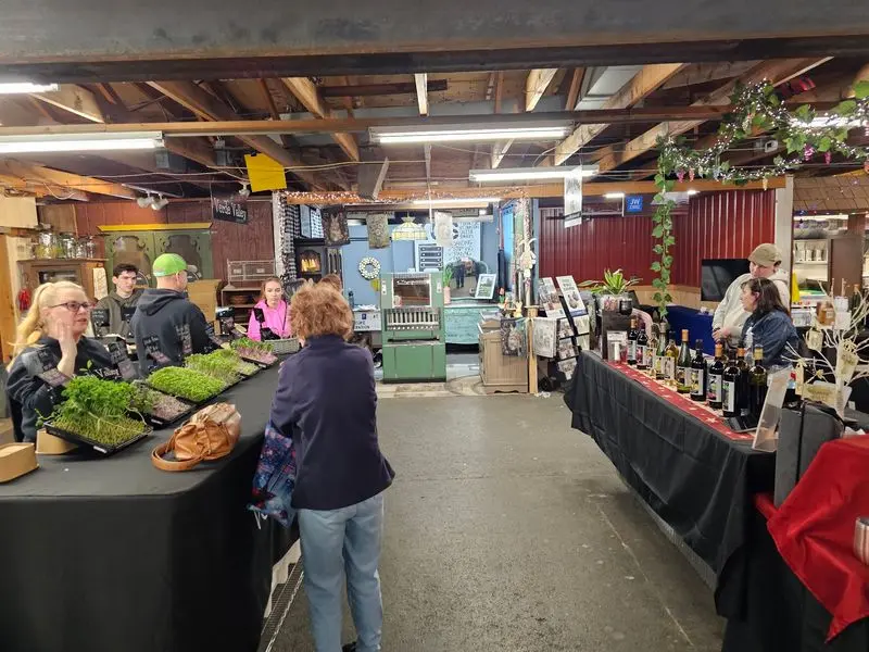 Browse the Farmers' Market for Pennsylvania Finds
