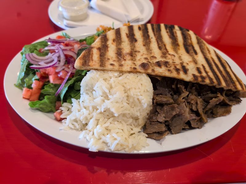 Istanbul Diner Cafe - Revere