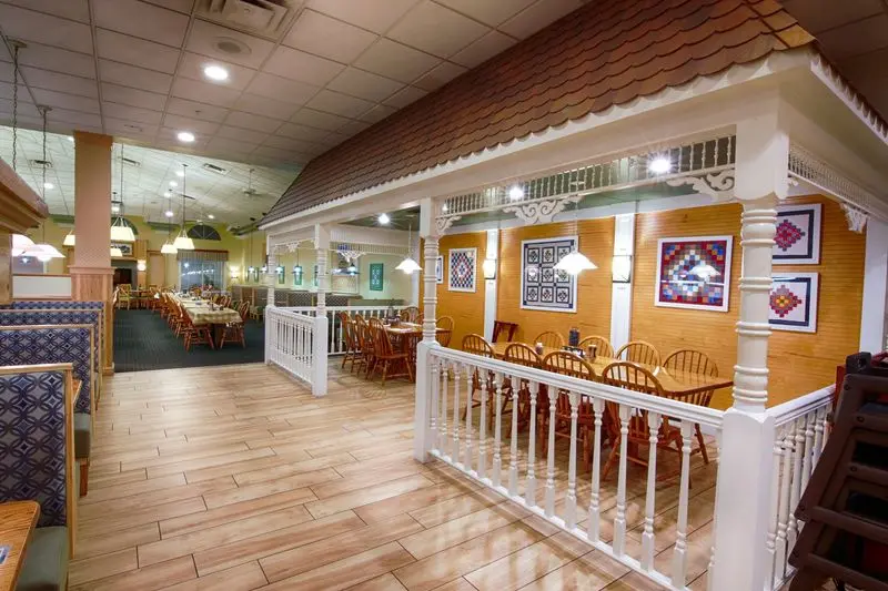 There's More Than a Meal Inside This Huge Sarasota Restaurant