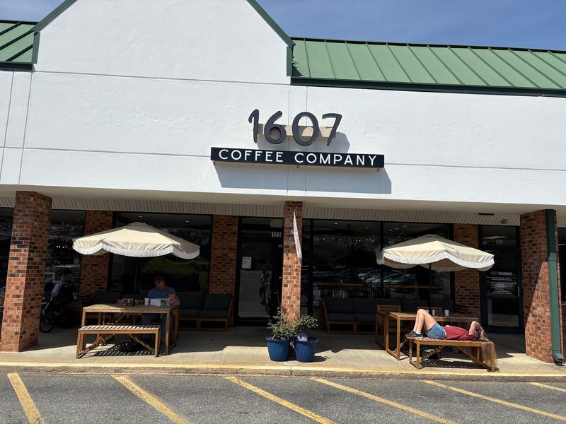 1607 Coffee Company - Williamsburg