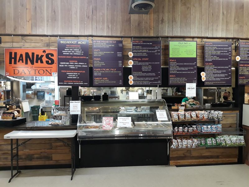 Hank's At Dayton Brings Diner Comfort To Market Day