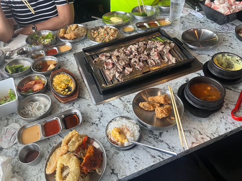 GOGI FRIENDS - All You Can Eat Korean BBQ - Alexandria